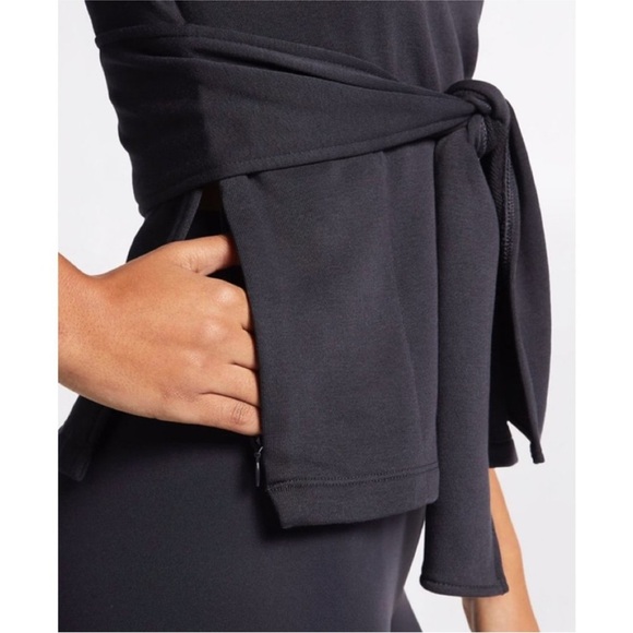 Nike Studio Dri-Fit Short Sleeve Yoga Tie Top Medium - Picture 8 of 8